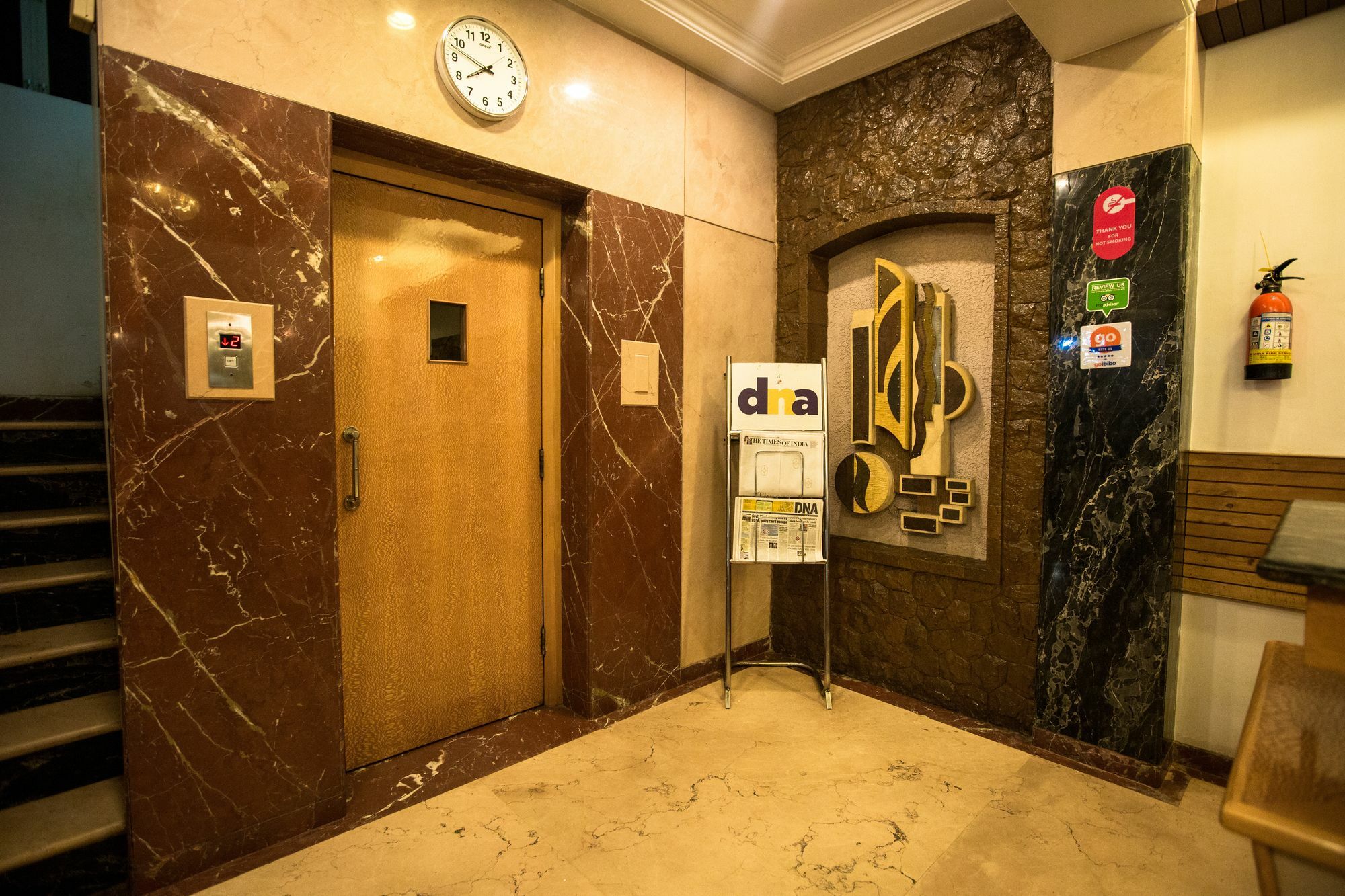 Hotel Ashwin Мумбаи Экстерьер фото